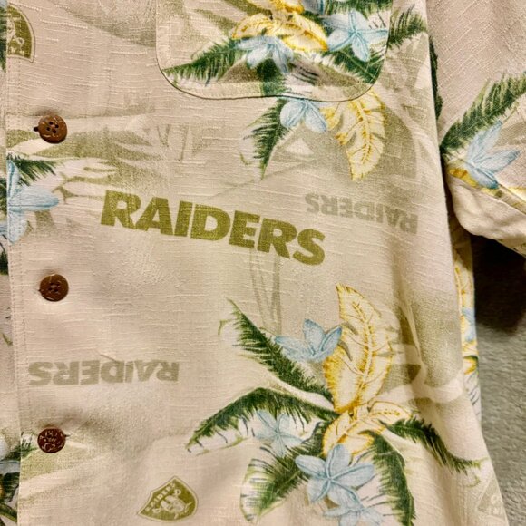 Oakland/Las Vegas Raiders Men’s Aloha/Hawaiian Shirt, Men’s Size Large - Picture 4 of 5